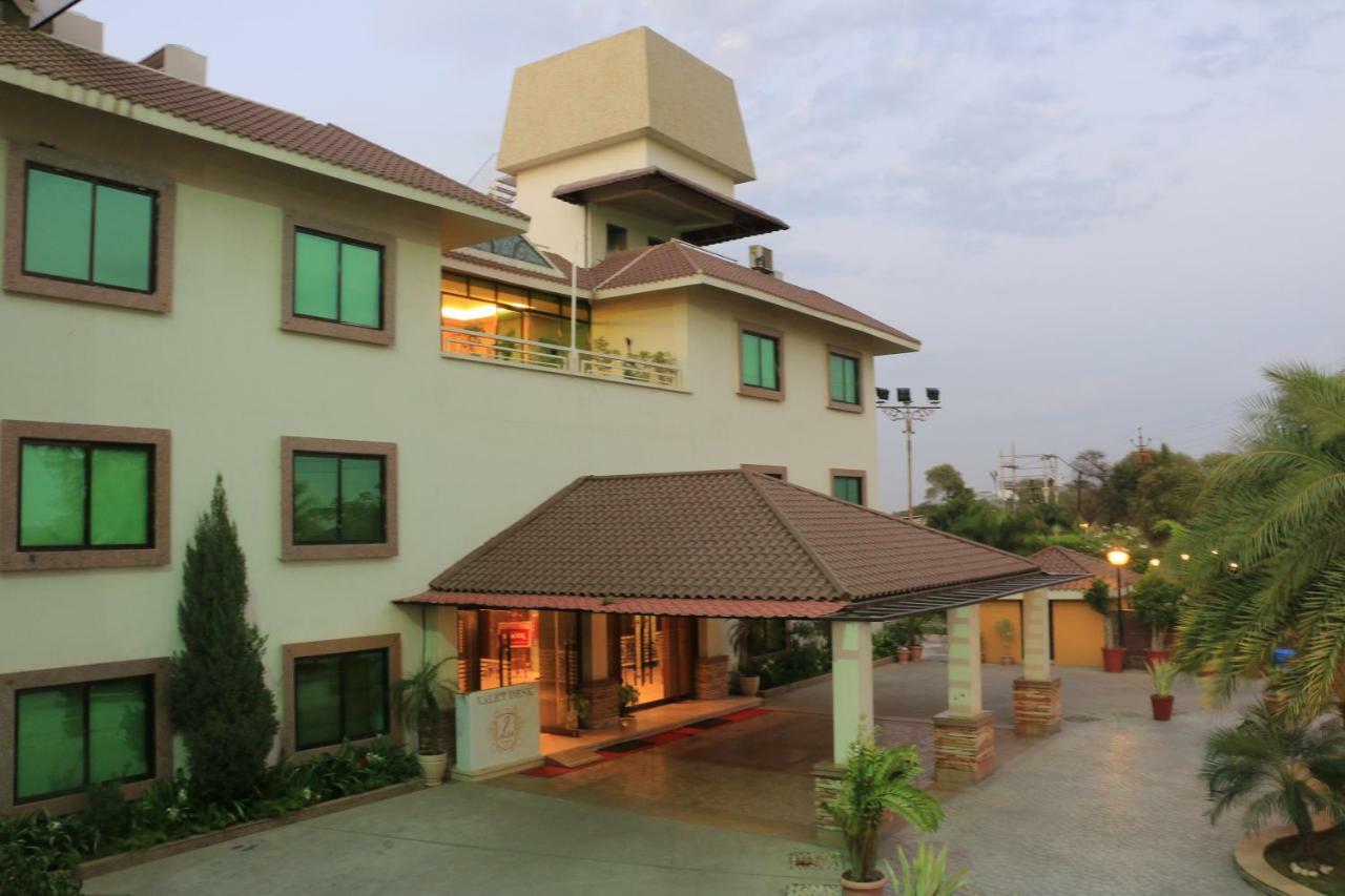 Jalsa Resort Indore Zewnętrze zdjęcie
