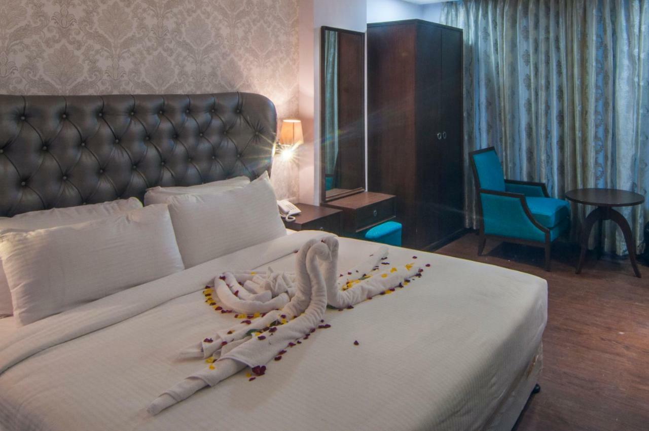 Jalsa Resort Indore Zewnętrze zdjęcie