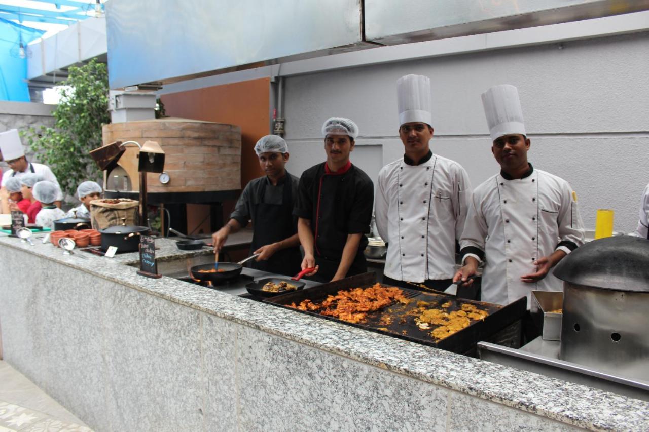 Jalsa Resort Indore Zewnętrze zdjęcie